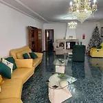 Villa Familia Antonio Standen Maxial