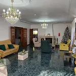 Familia Antonio Standen Villa *